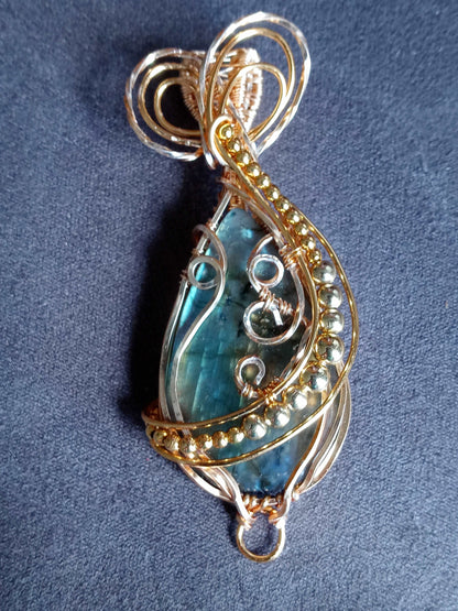 Teal Labradorite Pendant