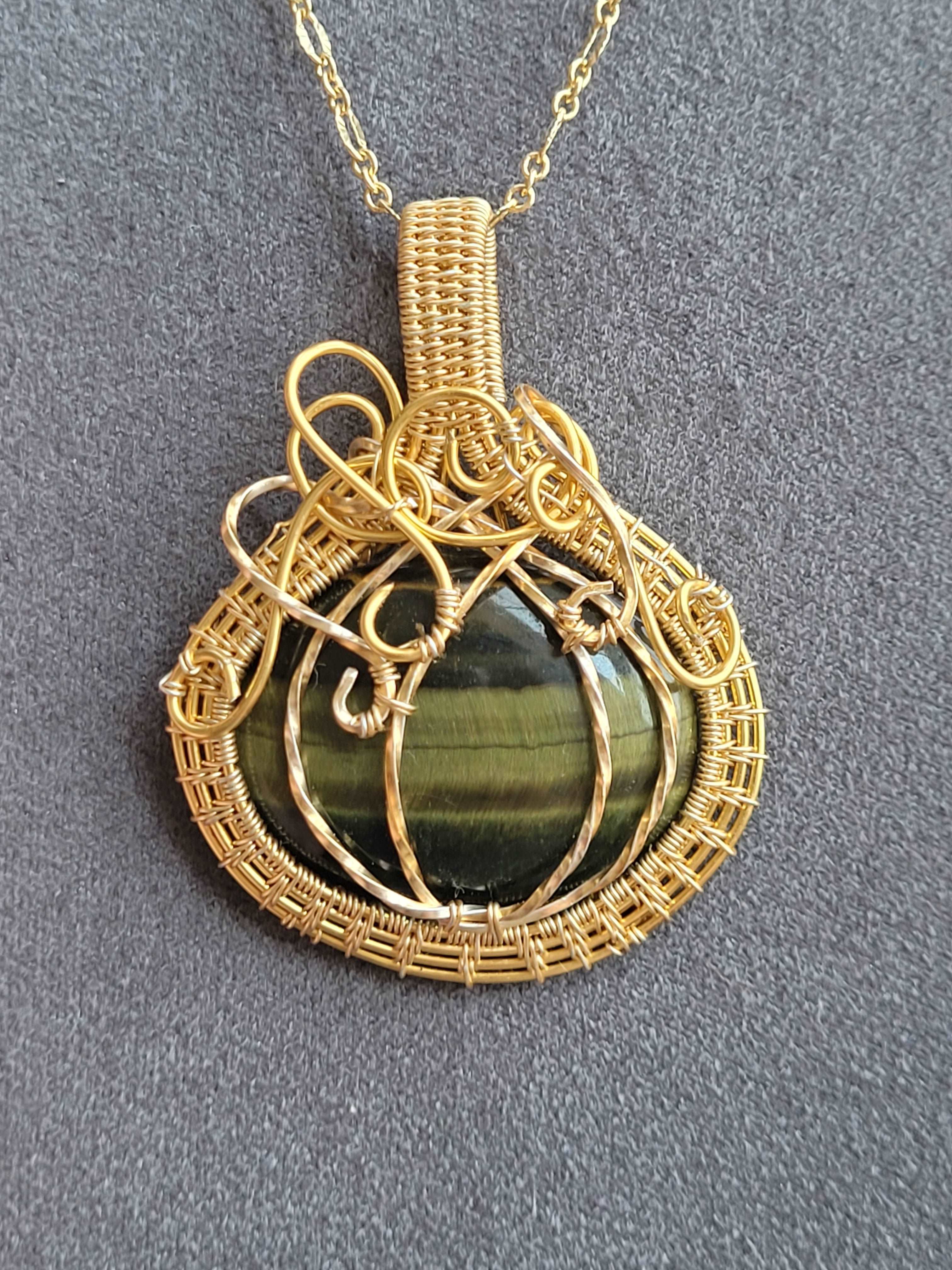 Pendant, Tigereye Pendant, Wire Wrapped Tigereye, Wire fashion Wrapped Pendant, Gold Filled Tigereye Pendant, Gold Filled Pendant, Wire Wrapping