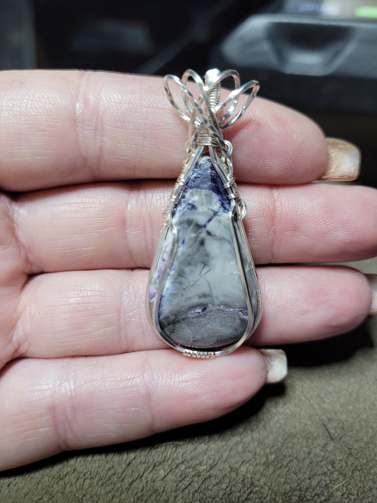 Small Teardrop Tiffany Stone Pendant