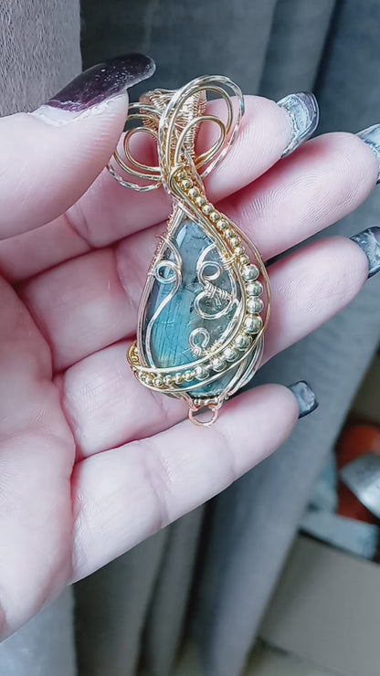 Teal Labradorite Pendant